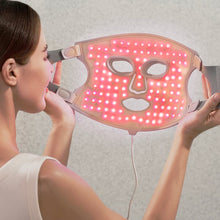 Load image into Gallery viewer, AURA GLOW - LIGHT THERAPY MASK