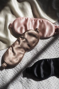 4 PIECE SILK GIFT SET