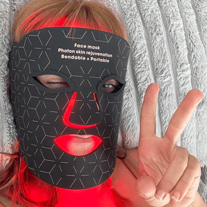 AURA GLOW - LIGHT THERAPY MASK